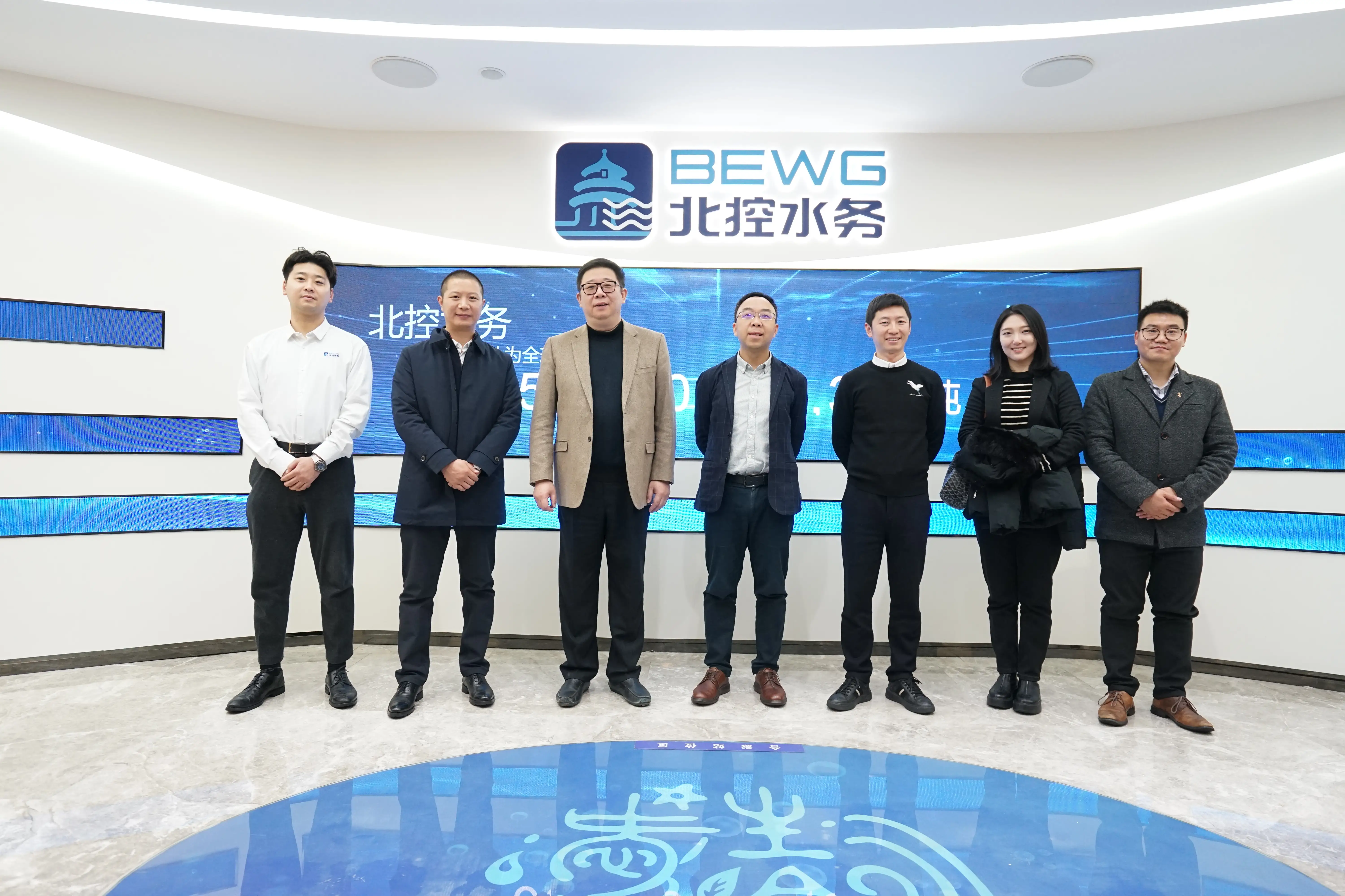 成都市投资促进局领导赴集团总部调研座谈